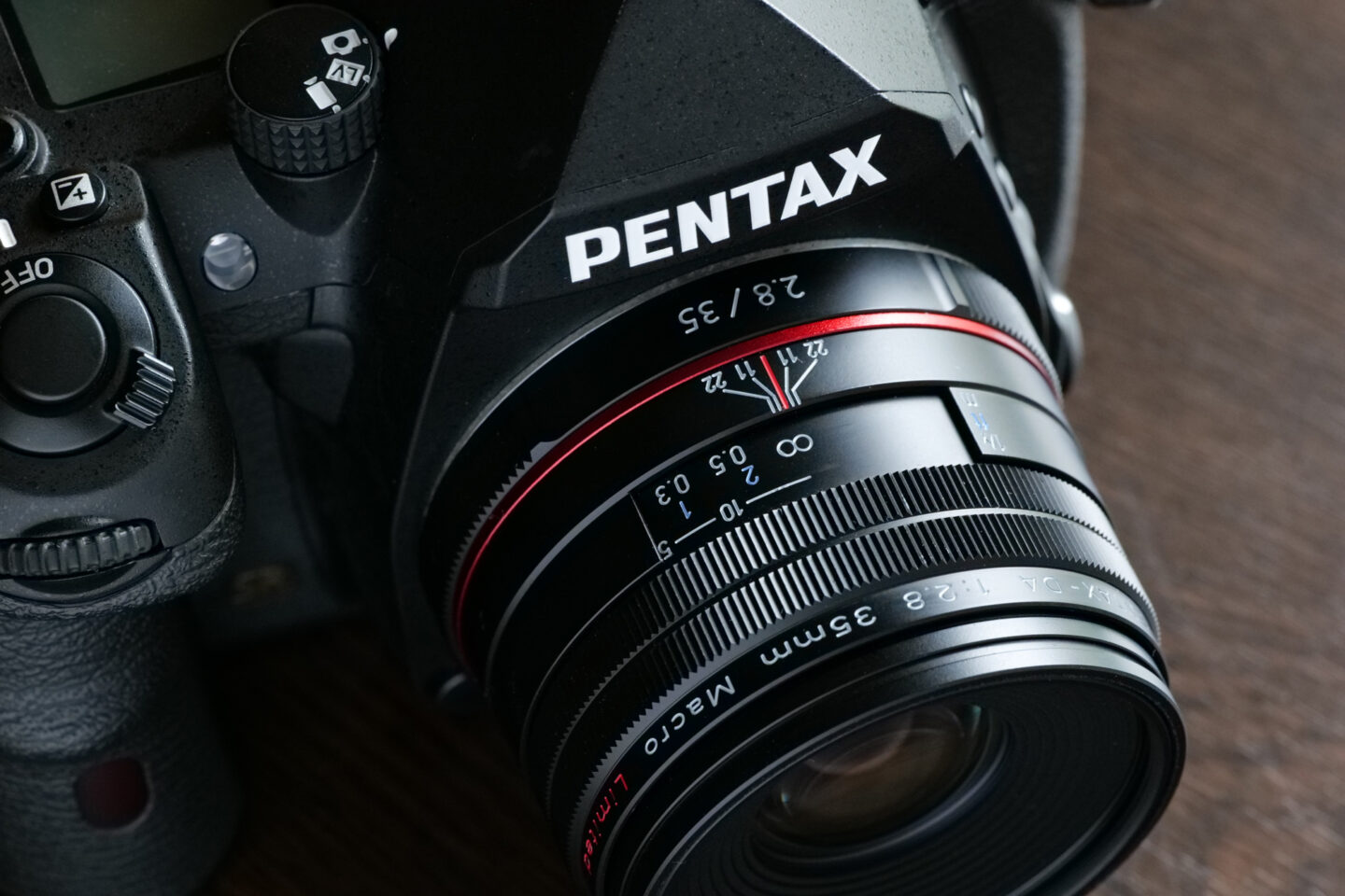 ペンタックス HD PENTAX-DA 35mmF2.8 Macro Limited｜標準レンズとしても活躍する等倍マクロレンズ | ShaSha
