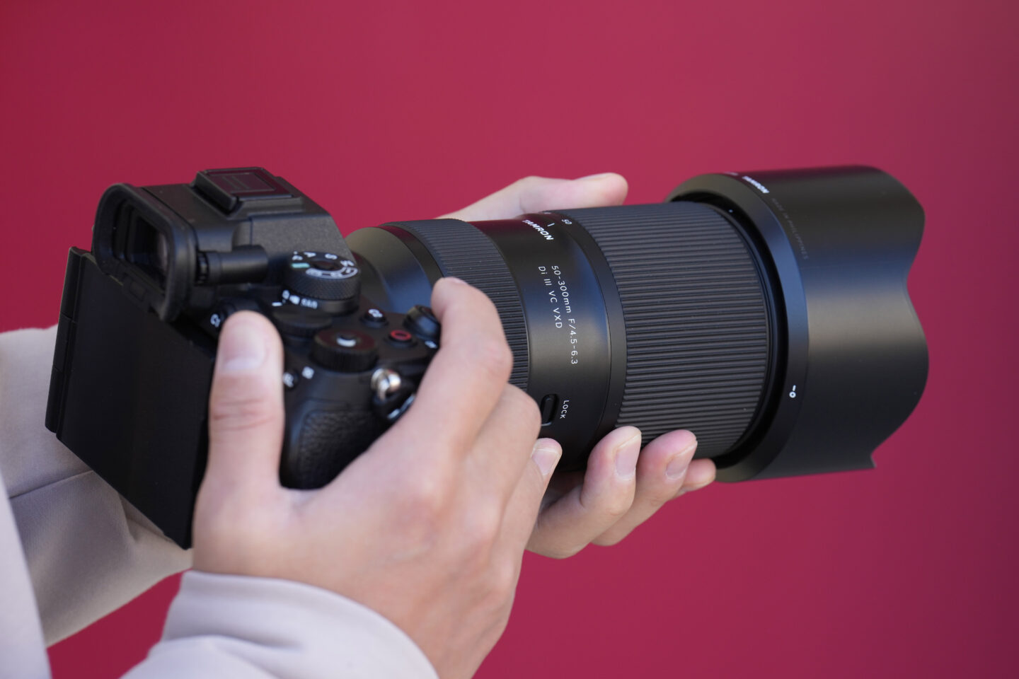 タムロン 50-300mm F/4.5-6.3 Di III VC VXDレビュー｜軽量・コンパクトでも優れた光学性能を発揮