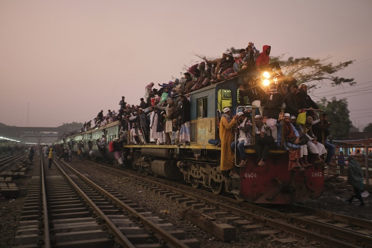 ［終了］【写真展】米屋こうじ写真展「-鉄道幻風景-」