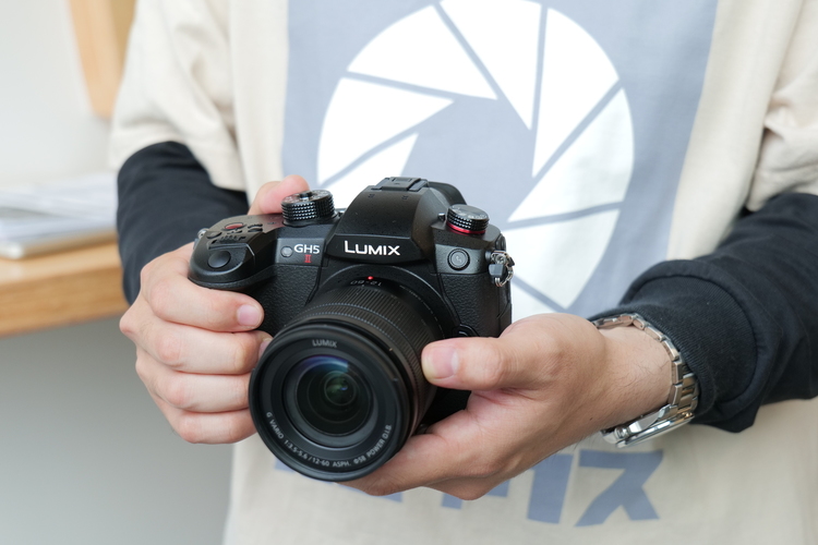 パナソニック LUMIX GH5IIが登場！｜商品企画担当者へのインタビューから魅力を紹介