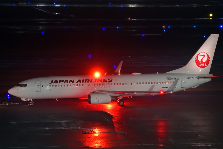 夜の飛行機を撮影した写真.JPG