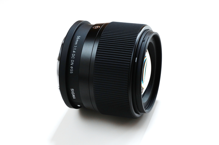 SIGMA 56mm F14 DC DN  Contemporaryのレンズ画像.jpg