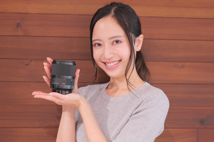 top_35mm F1.4 DG DNの製品画像.jpg